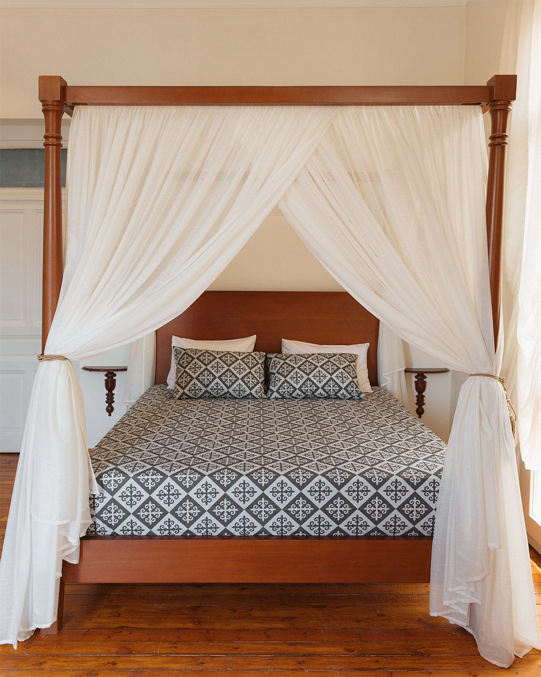 Arabian Flat Bedsheet