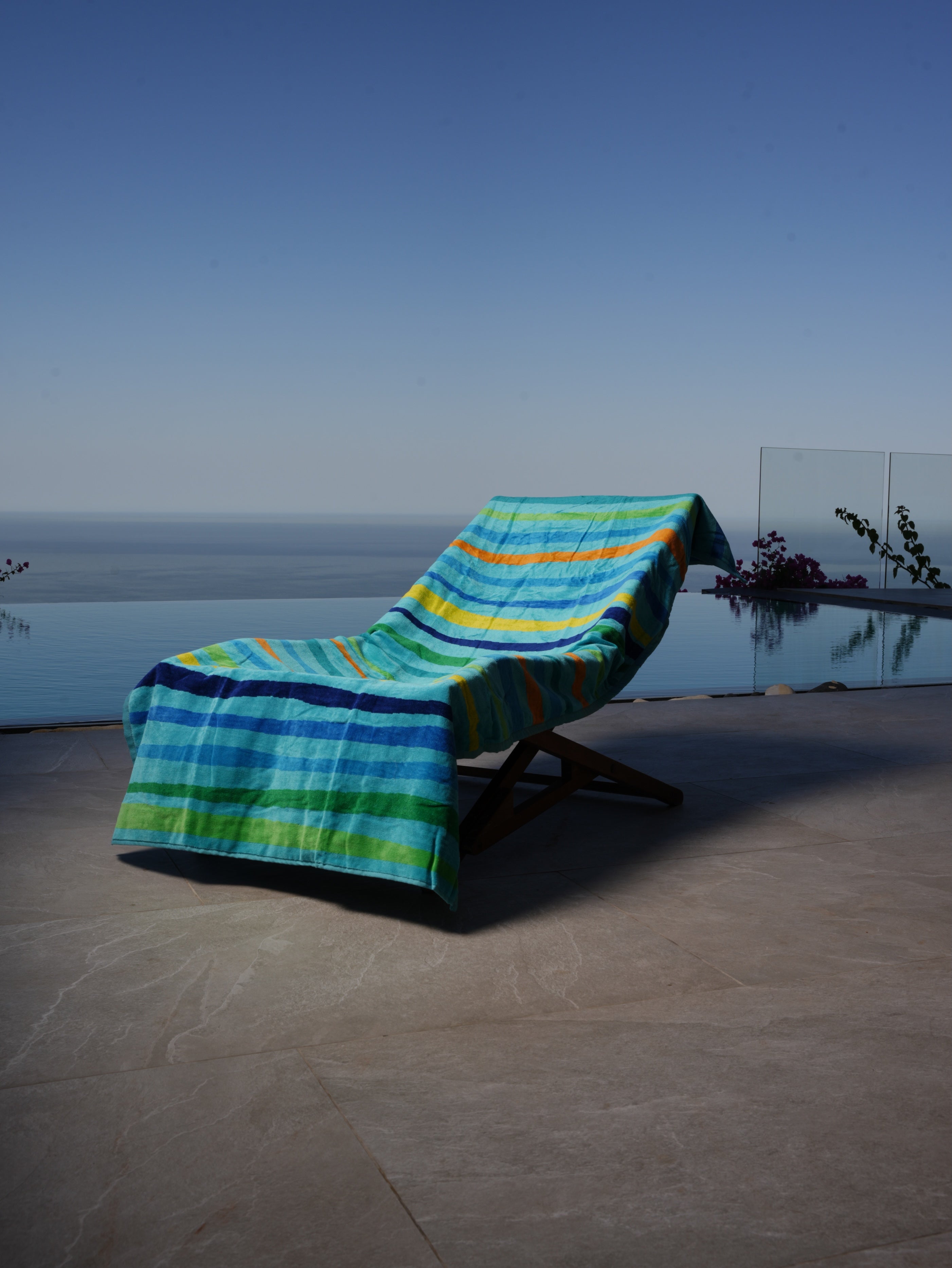 Tide Serve Beach Towel