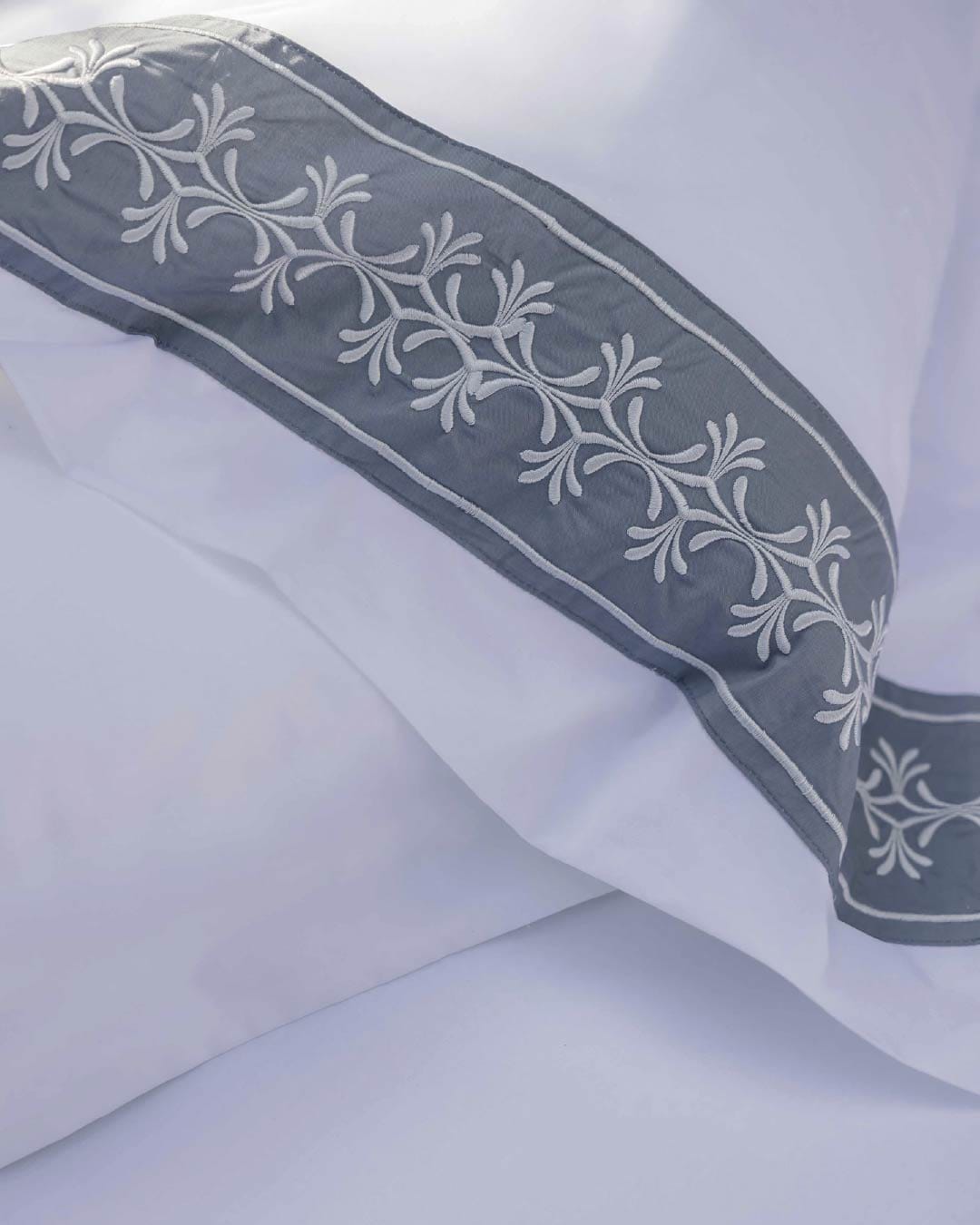 Whispers of Love Bedsheet