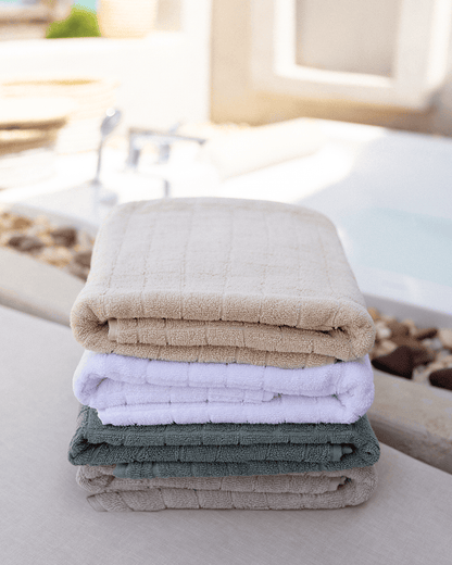 Grid Jacquard Towel 600 GSM