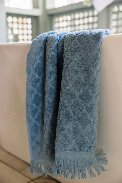 Trifle Jacquard Towel 600 GSM