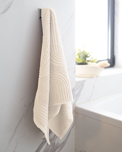 Zigzag Jacquard Towel 600 GSM