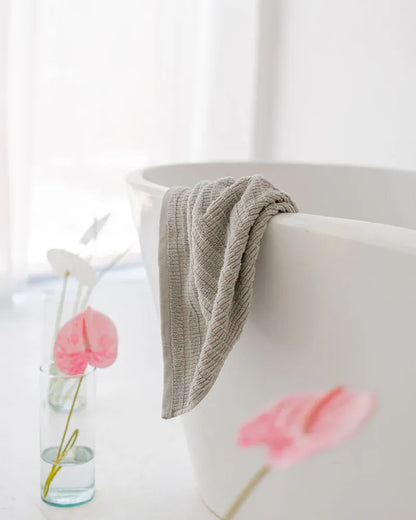 Soft Ribbed Jacquard Towel 600 GSM