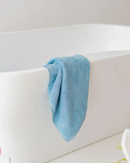 Plain Cotton Bath Towels 600 GSM – Soft & Absorbent