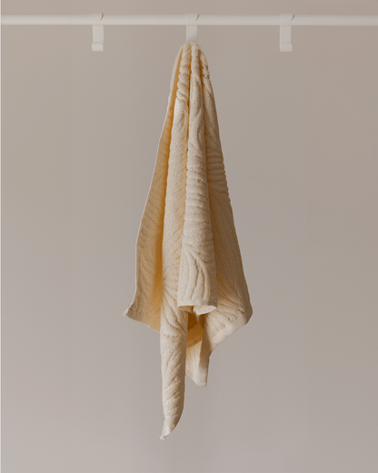 Vine Jacquard Towel 600GSM