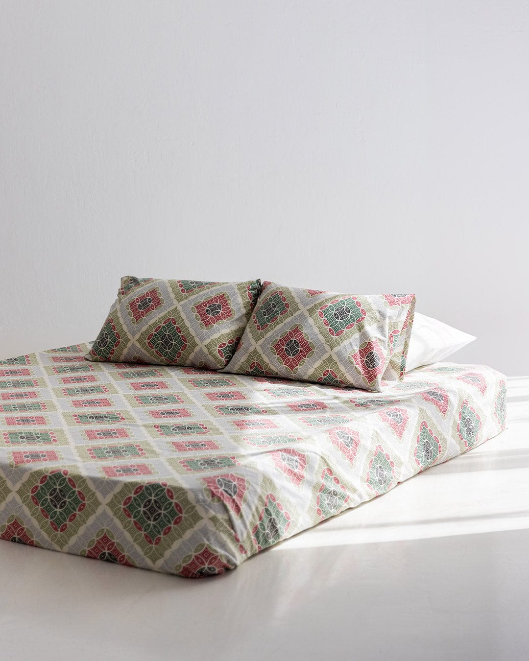 Crimson Flat Bedsheet