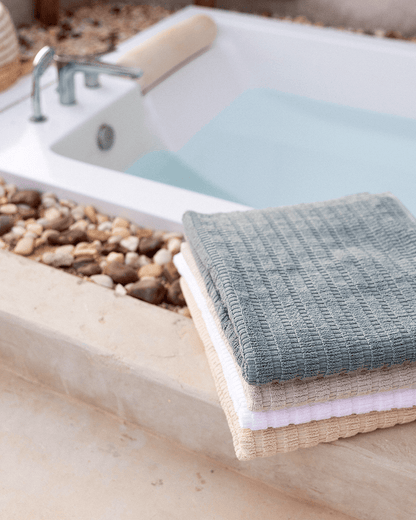 Soft Ribbed Jacquard Towel 600 GSM