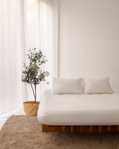 Premium White Zigzag Bedsheets