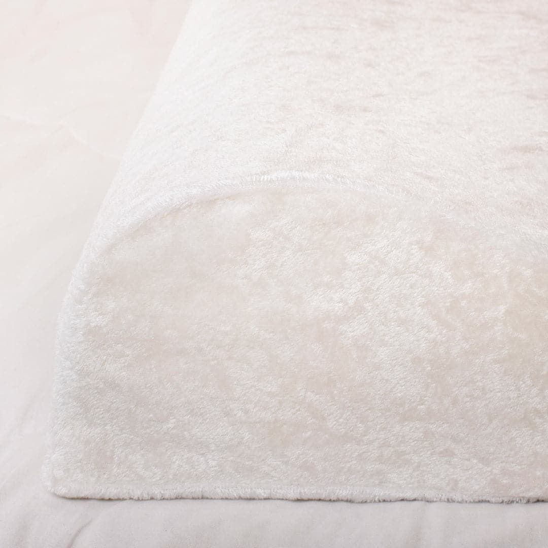 Latex Wave Pillow